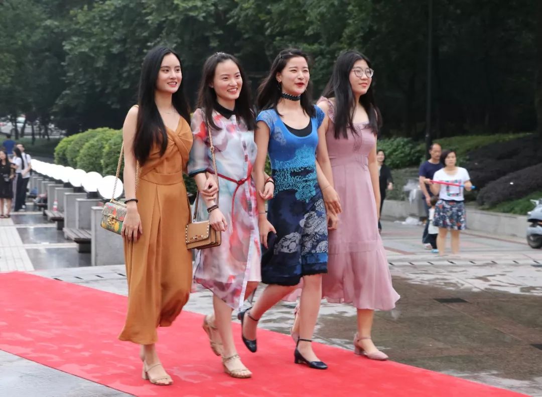 1542727617521036564.jpg 5.jpg